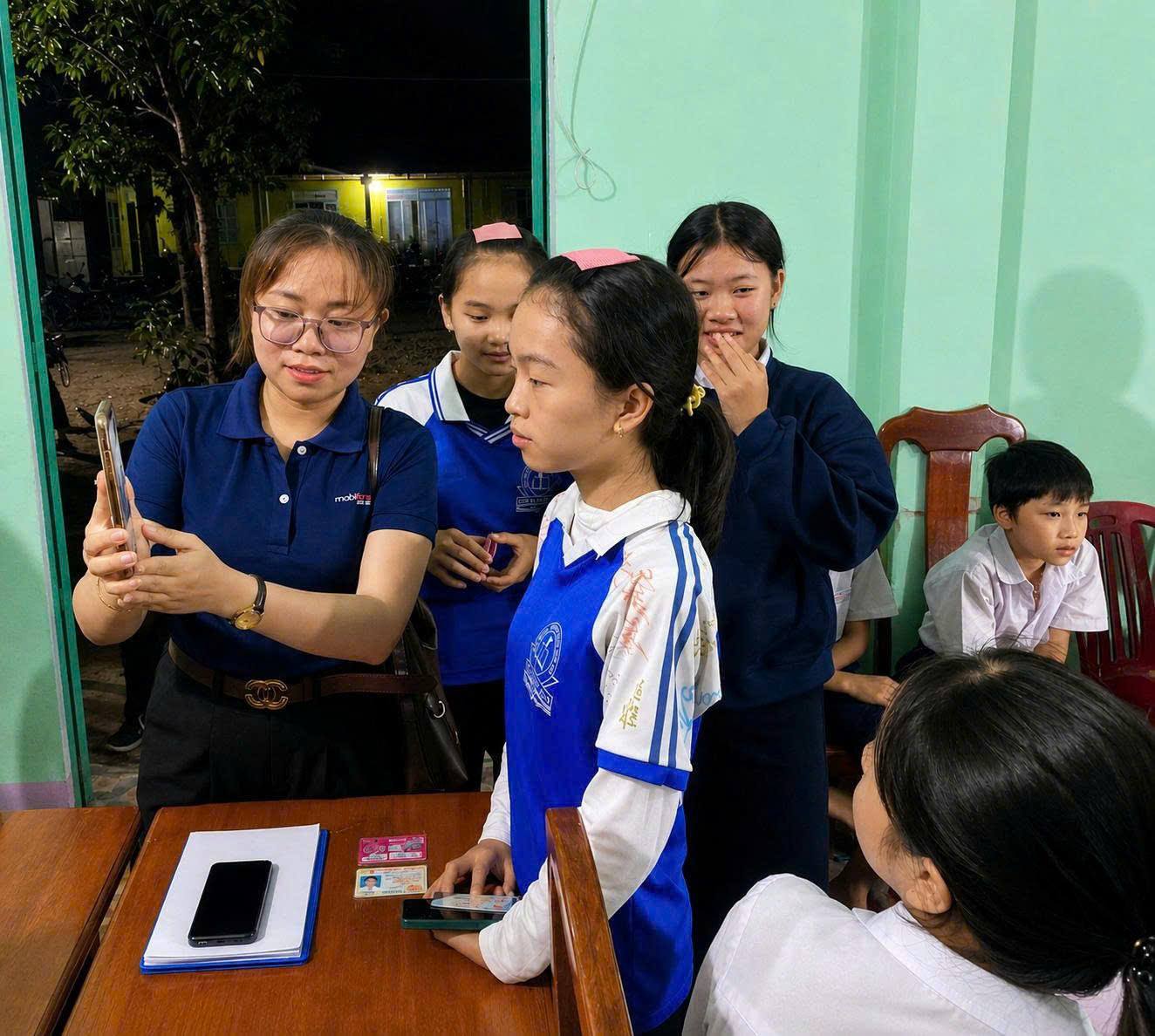 anh tin bai